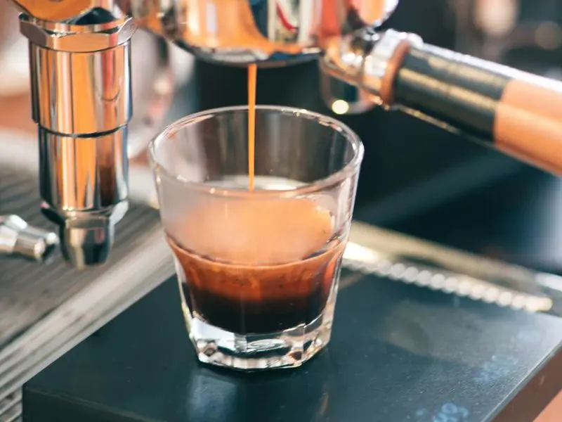 Ristretto l&agrave; g&igrave;? C&aacute;ch pha v&agrave; thưởng thức chuẩn vị &Yacute; tại nh&agrave; 2