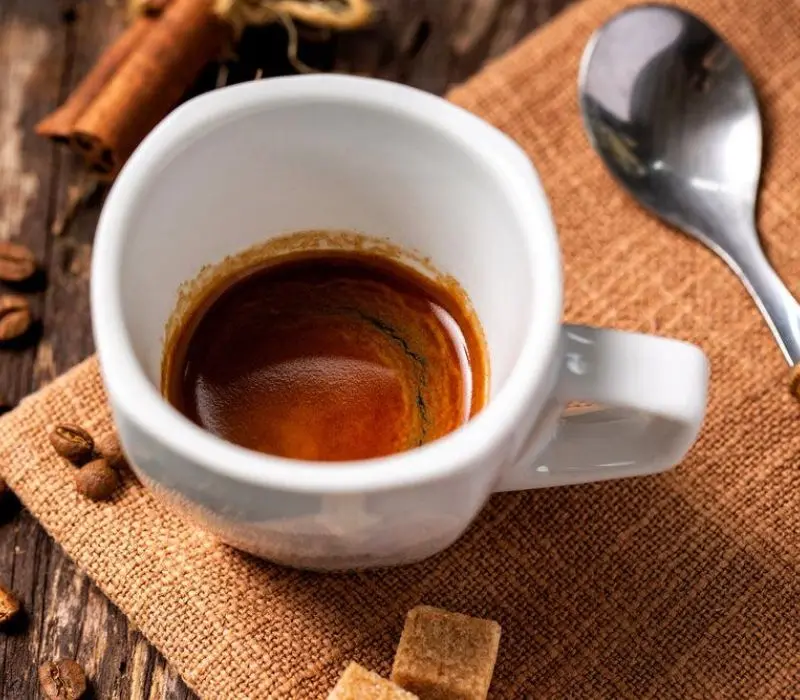 Ristretto là gì? Cách pha và thưởng thức chuẩn vị Ý tại nhà