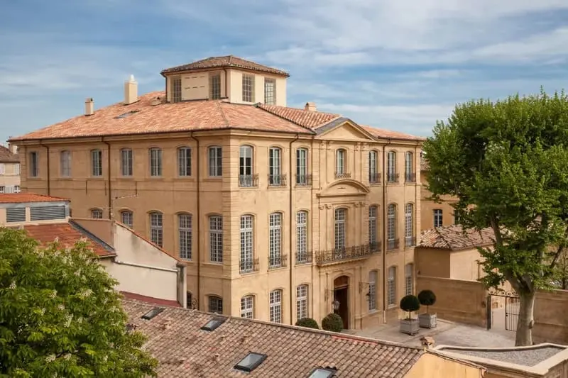 Aix en Provence, th&agrave;nh phố cổ điển nơi miền Nam nước Ph&aacute;p 8