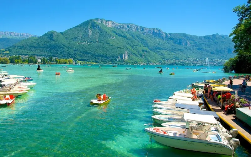 Annecy, Ph&aacute;p: Vi&ecirc;n ngọc xanh tươi của v&ugrave;ng Savoie 5