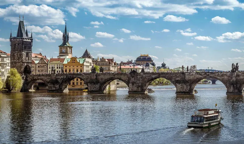 Bật m&iacute; những b&iacute; ẩn về nước Tiệp Khắc c&oacute; thể bạn chưa biết 5