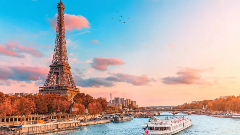Cẩm nang du lịch Paris với 7 trải nghiệm l&atilde;ng mạn v&agrave; thơ mộng 2