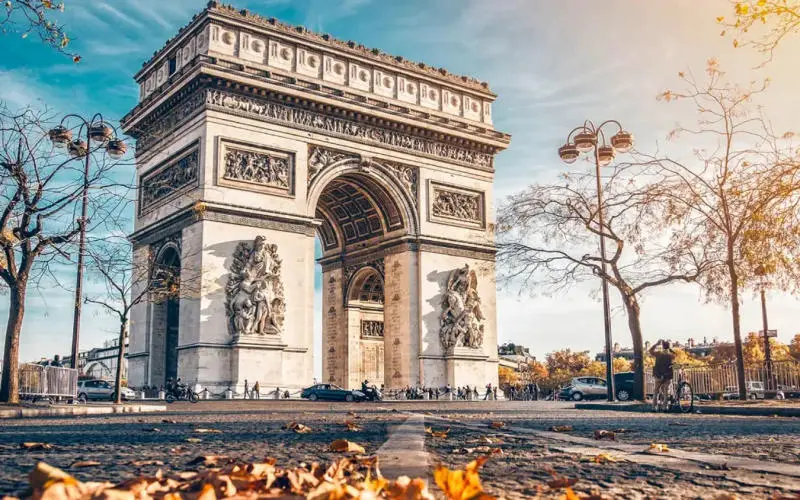 Cẩm nang du lịch Paris với 7 trải nghiệm l&atilde;ng mạn v&agrave; thơ mộng 10