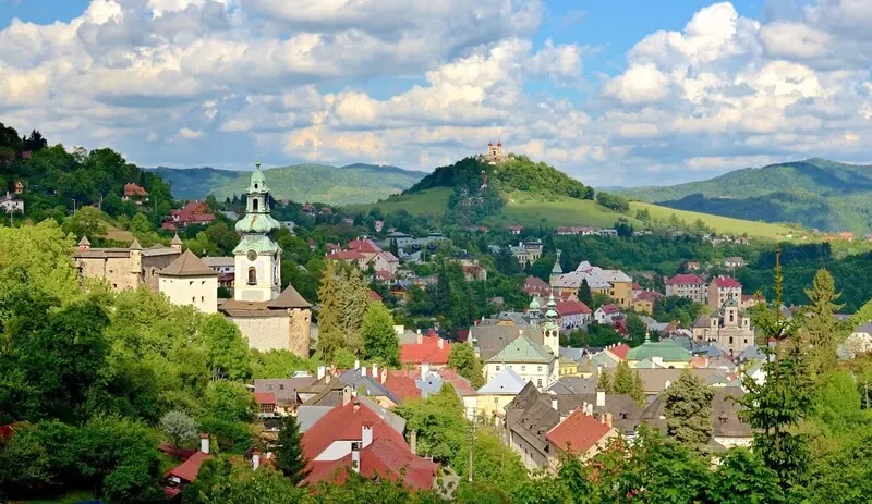 Cẩm nang du lịch Slovakia mảnh đất của thi&ecirc;n nhi&ecirc;n v&agrave; l&acirc;u đ&agrave;i cổ t&iacute;ch 9