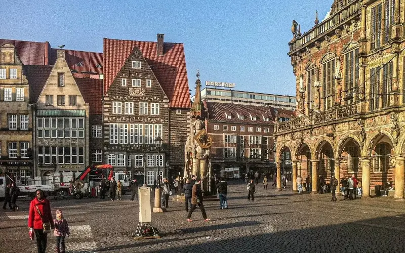 Cảm nhận n&eacute;t đẹp văn h&oacute;a v&agrave; lịch sử của th&agrave;nh phố Groningen 8
