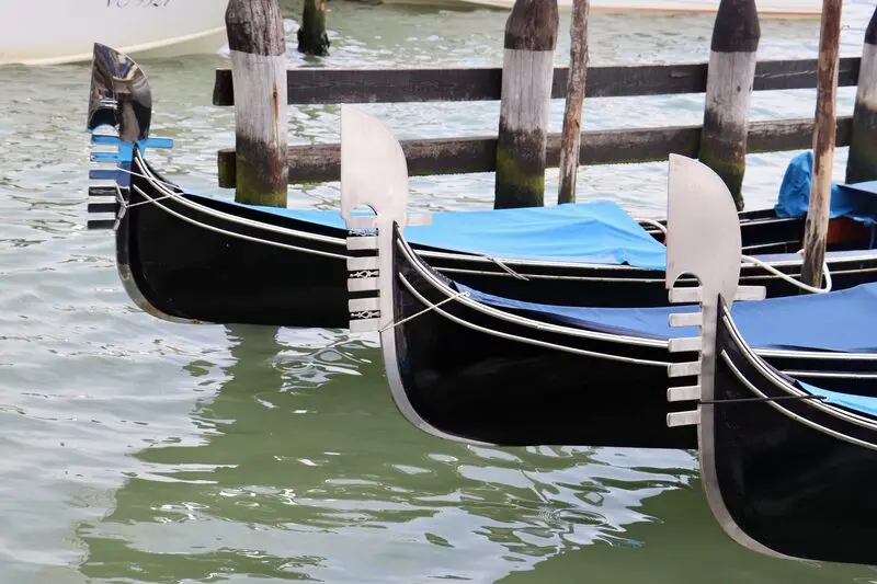 Chiếc thuyền Gondolas &ldquo;quốc d&acirc;n&rdquo; tại th&agrave;nh phố nổi Venice 4