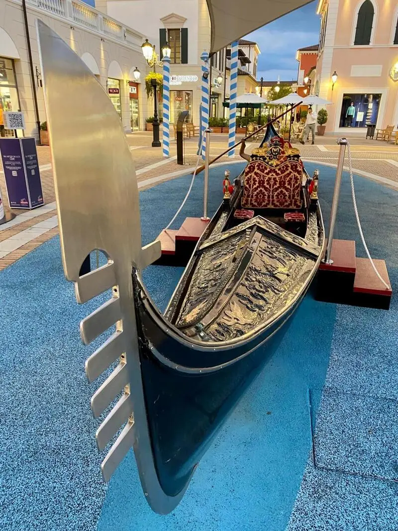 Chiếc thuyền Gondolas &ldquo;quốc d&acirc;n&rdquo; tại th&agrave;nh phố nổi Venice 3