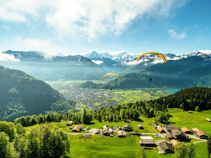 Chinh phục d&atilde;y n&uacute;i Alps được mệnh danh n&oacute;c nh&agrave; của ch&acirc;u &Acirc;u 3