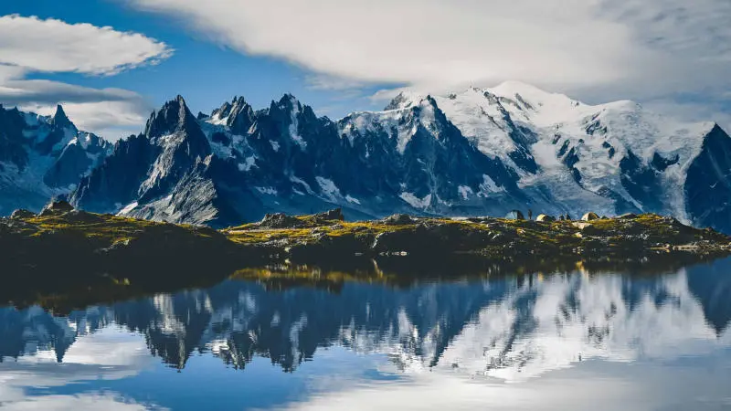 Chinh phục d&atilde;y n&uacute;i Alps được mệnh danh n&oacute;c nh&agrave; của ch&acirc;u &Acirc;u 7