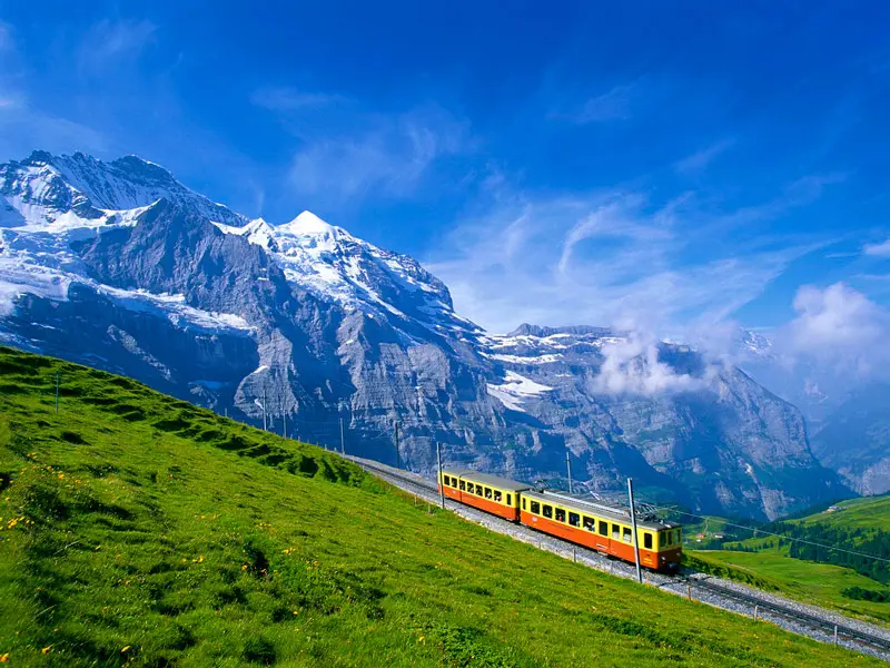 Chinh phục Jungfrau, n&oacute;c nh&agrave; h&ugrave;ng vĩ của ch&acirc;u &Acirc;u 4