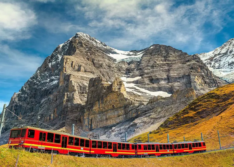 Chinh phục Jungfrau, n&oacute;c nh&agrave; h&ugrave;ng vĩ của ch&acirc;u &Acirc;u 7