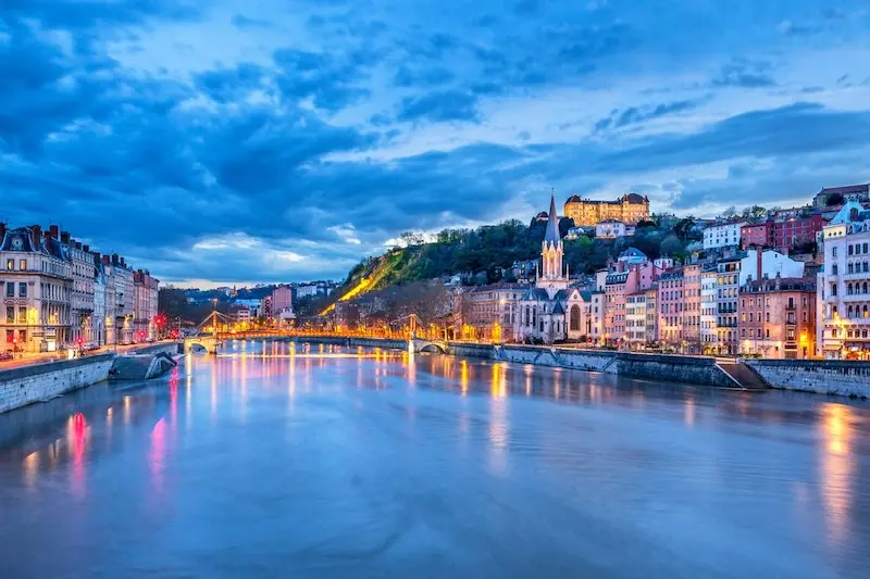 Có một Lyon in đậm dấm ấn thời đại với kiến trúc đặc sắc 2