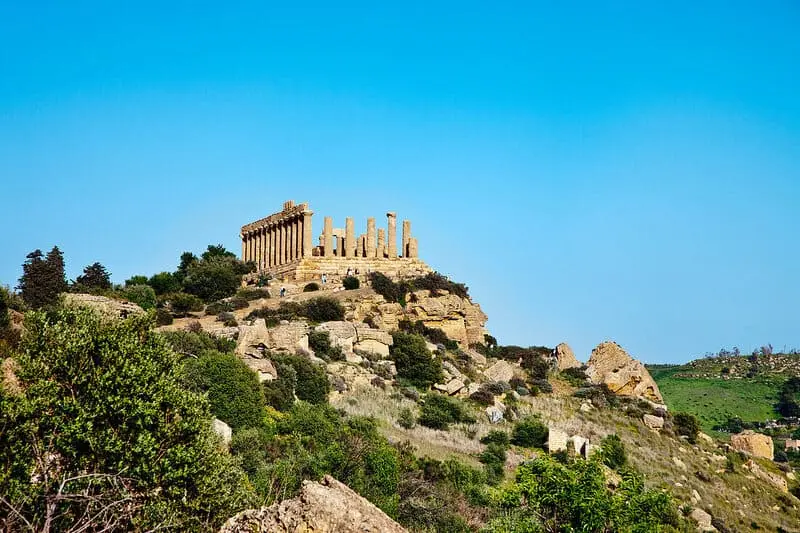 C&oacute; một n&eacute;t đẹp đậm chất Địa Trung Hải tại Sicily thơ mộng 13