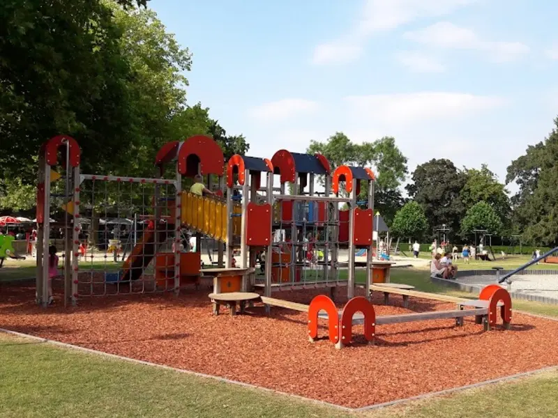 Dạo bước ở th&agrave;nh phố Namur: Vi&ecirc;n ngọc v&ugrave;ng Wallonia nước Bỉ 8