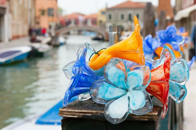 Đảo Murano: Mảnh gh&eacute;p thủy tinh đa sắc m&agrave;u của Venice 9