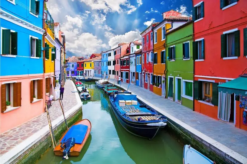 Đảo Murano: Mảnh gh&eacute;p thủy tinh đa sắc m&agrave;u của Venice 2
