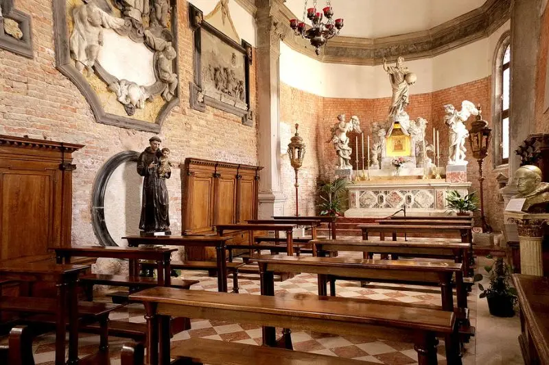 Đảo Murano: Mảnh gh&eacute;p thủy tinh đa sắc m&agrave;u của Venice 8