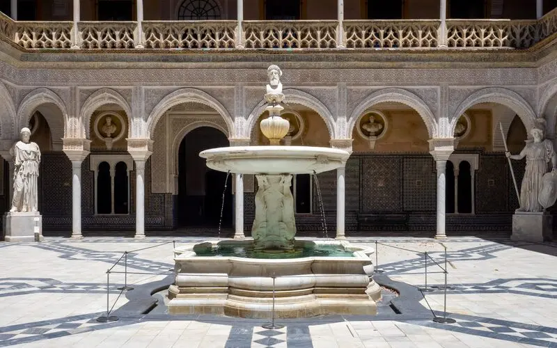 Đến Seville kh&aacute;m ph&aacute; 10 địa điểm tham quan th&uacute; vị, độc đ&aacute;o 9