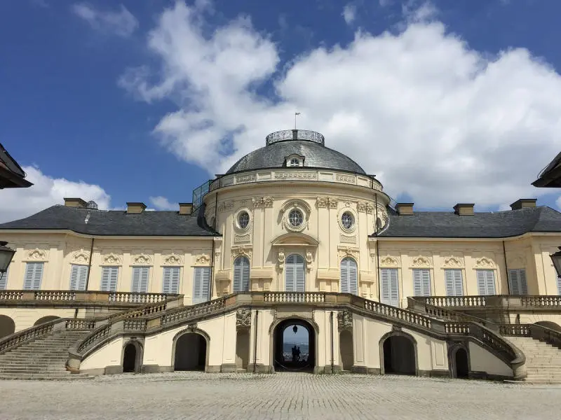 Đến Stuttgart v&agrave; kh&aacute;m ph&aacute; những th&agrave;nh phố đầy b&iacute; ẩn của Đức 6
