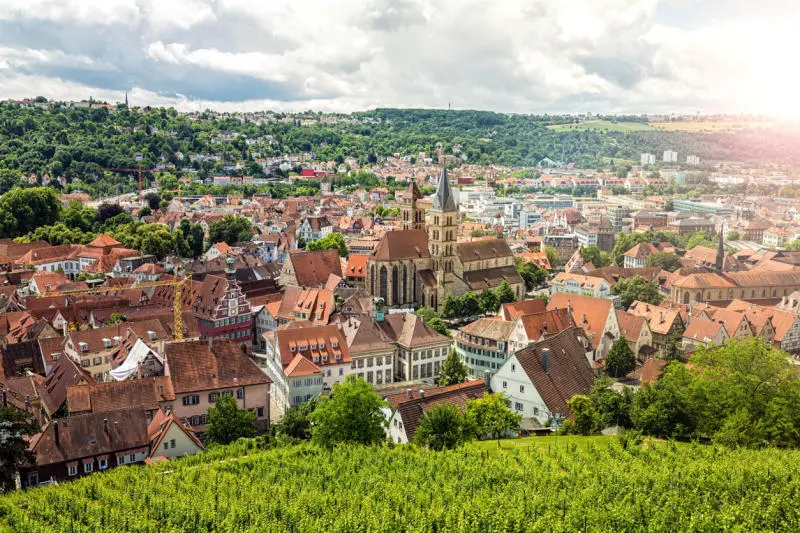 Đến Stuttgart v&agrave; kh&aacute;m ph&aacute; những th&agrave;nh phố đầy b&iacute; ẩn của Đức 2