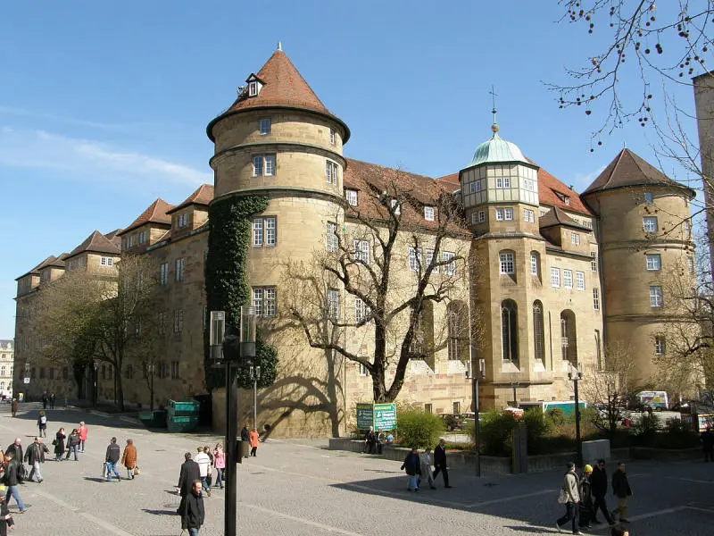 Đến Stuttgart v&agrave; kh&aacute;m ph&aacute; những th&agrave;nh phố đầy b&iacute; ẩn của Đức 8