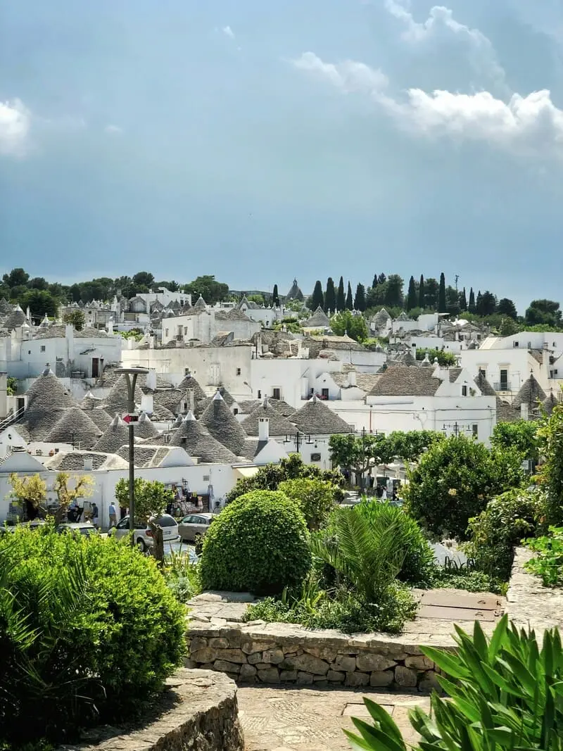 Du lịch Alberobello nước Ý, nơi có những tòa nhà trullo tuyệt đẹp 2