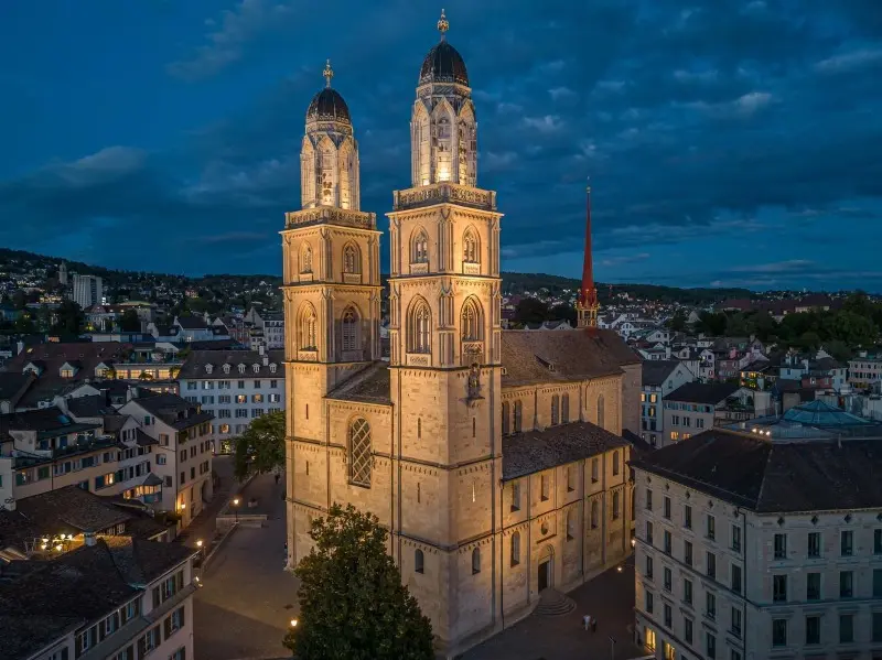 Du lịch Altstadt: H&agrave;nh tr&igrave;nh về phố cổ xinh đẹp giữa l&ograve;ng Thụy Sĩ 4