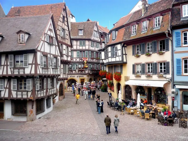 Du lịch Colmar, kh&aacute;m ph&aacute; kỳ quan cổ t&iacute;ch giữa l&ograve;ng nước Ph&aacute;p 7
