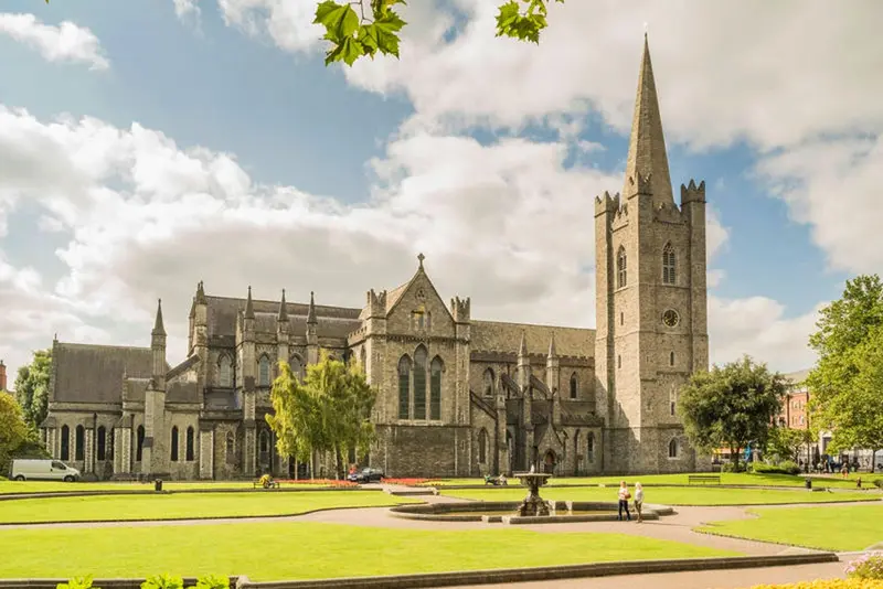 Du lịch Dublin, kh&aacute;m ph&aacute; thủ đ&ocirc; văn h&oacute;a lịch sử của Ireland 7