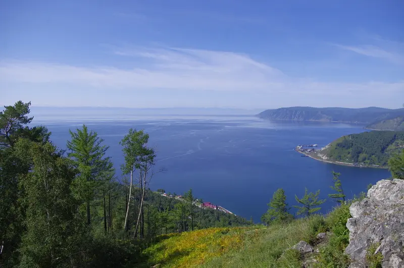 Du lịch hồ Baikal, kh&aacute;m ph&aacute; vi&ecirc;n ngọc xanh của Siberia 3