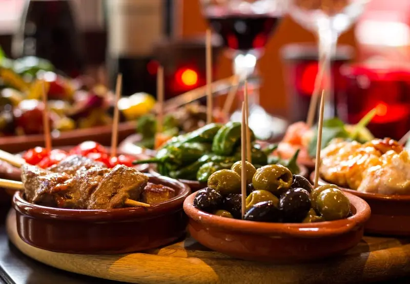 Du lịch Madrid, T&acirc;y Ban Nha: Tr&aacute;i tim của lịch sử v&agrave; nghệ thuật 14