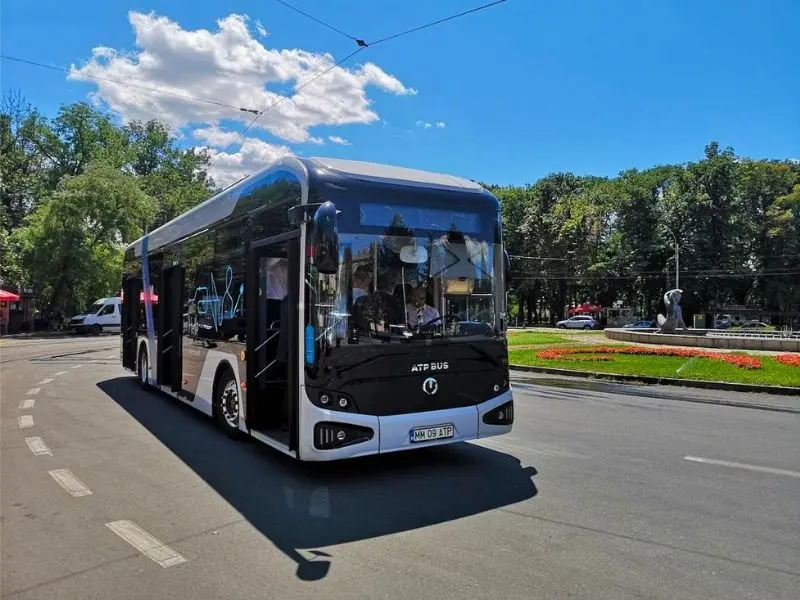 Du lịch Romania sống lại lịch sử văn h&oacute;a ch&acirc;u &Acirc;u 3