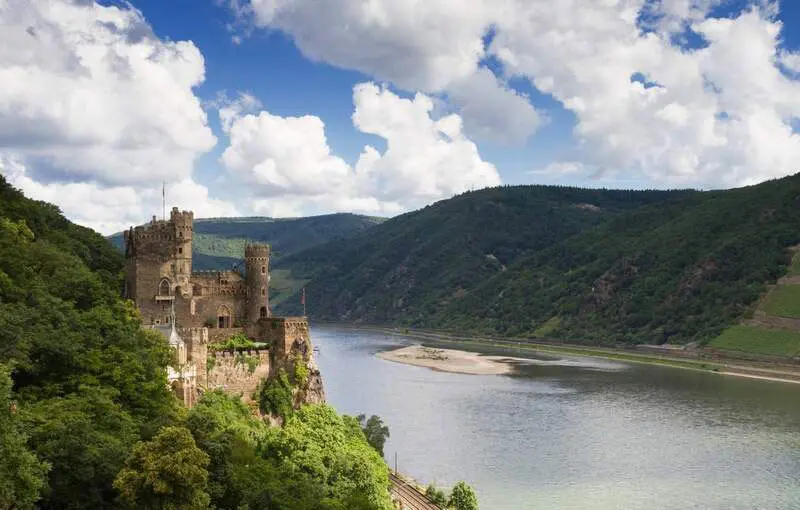 Du lịch s&ocirc;ng Rhein, kh&aacute;m ph&aacute; &ldquo;tr&aacute;i tim&rdquo; của lục địa gi&agrave; 6