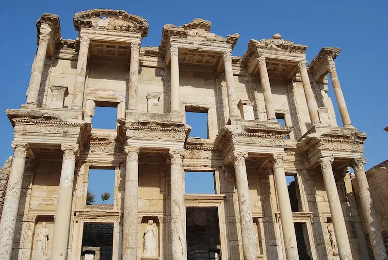 Ephesus, đất Th&aacute;nh trong S&aacute;ch Khải Huyền với Ph&uacute;c &acirc;m Gioan 4