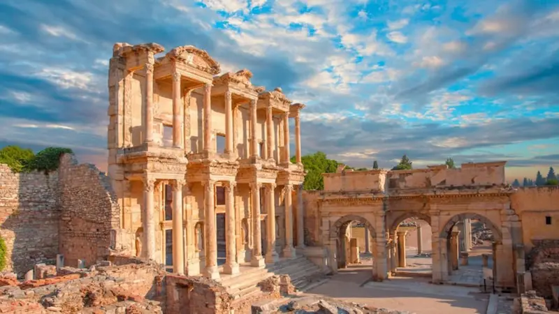 Ephesus, đất Th&aacute;nh trong S&aacute;ch Khải Huyền với Ph&uacute;c &acirc;m Gioan 2