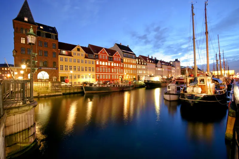 Ghé thăm kênh đào Nyhavn, điểm đến nổi tiếng ở Copenhagen 3
