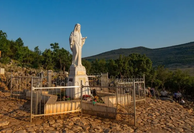 Hành hương Medjugorje: Trải nghiệm độc đáo không nên bỏ lỡ 9