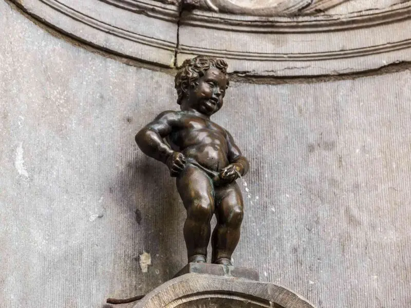 Hành trình khám phá Brussels, thành phố cổ kính của Bỉ 12