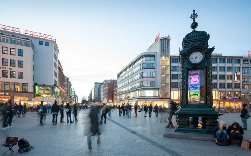 Hannover, Đức: Miền đất xanh b&igrave;nh y&ecirc;n xinh đẹp bị l&atilde;ng qu&ecirc;n 11