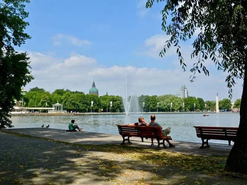 Hannover, Đức: Miền đất xanh b&igrave;nh y&ecirc;n xinh đẹp bị l&atilde;ng qu&ecirc;n 13