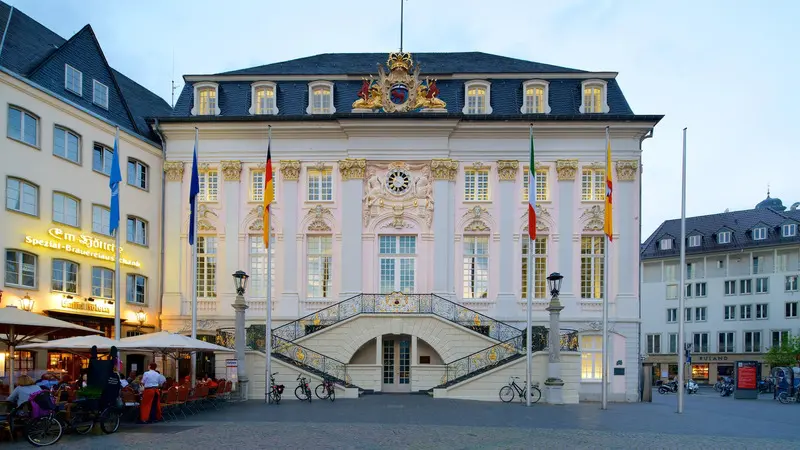 Kh&aacute;m ph&aacute; Bonn, thị trấn nhỏ b&ecirc;n d&ograve;ng s&ocirc;ng Rhine thơ mộng 12