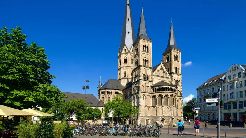 Kh&aacute;m ph&aacute; Bonn, thị trấn nhỏ b&ecirc;n d&ograve;ng s&ocirc;ng Rhine thơ mộng 8