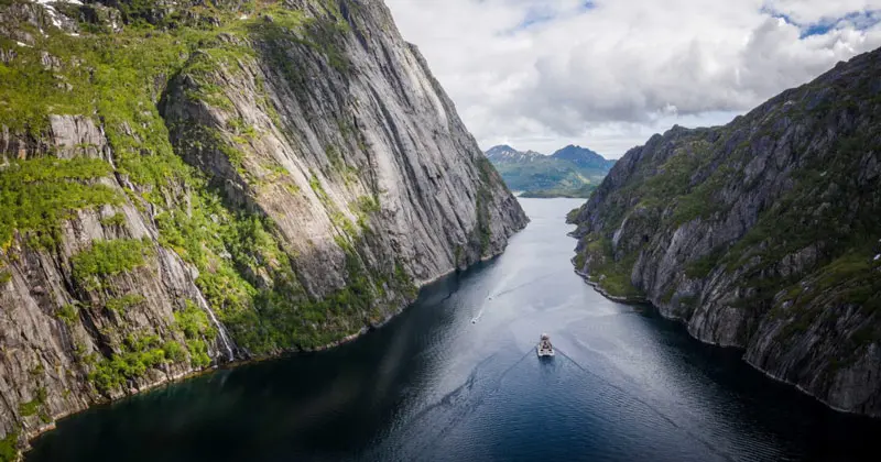 Kh&aacute;m ph&aacute; quần đảo Lofoten, thi&ecirc;n đường du lịch của Na Uy 12