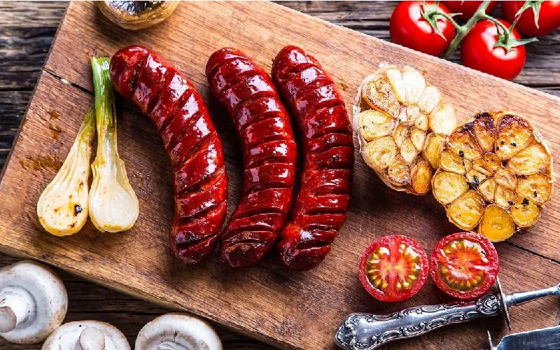 Kh&aacute;m ph&aacute; th&agrave;nh phố cổ k&iacute;nh Nuremberg trong l&ograve;ng nước Đức 9