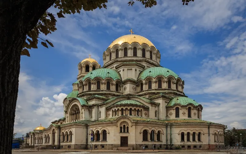 Kh&aacute;m ph&aacute; th&agrave;nh phố Sofia Bulgaria cổ k&iacute;nh ở ch&acirc;u &Acirc;u 5