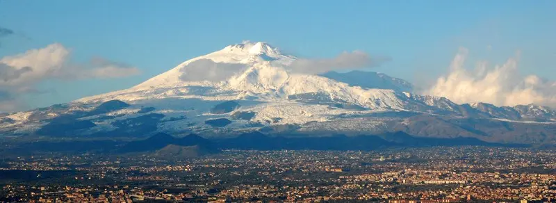 Kỳ quan Etna, ngọn n&uacute;i lửa h&ugrave;ng vĩ bờ Đ&ocirc;ng Sicily 2