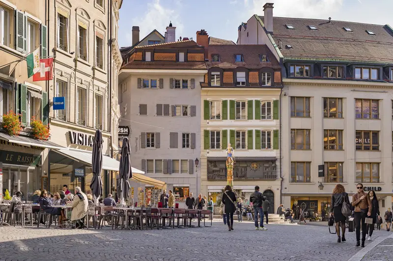 Lausanne Thụy Sĩ cửa ng&otilde; cho những hoạt động trẻ trung v&agrave; s&agrave;nh điệu 7