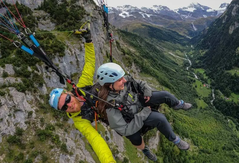 Lauterbrunnen thị trấn cổ t&iacute;ch ẩn s&acirc;u trong d&atilde;y n&uacute;i Alps Thụy Sĩ 9