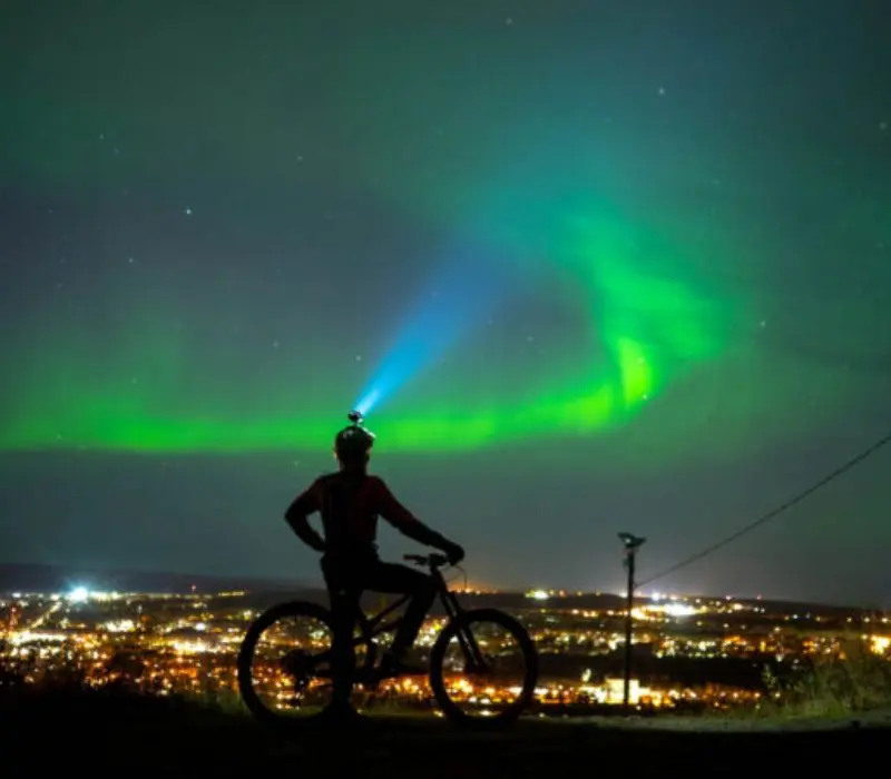 Rovaniemi, xứ sở của &ocirc;ng gi&agrave; Noel v&agrave; những điều kỳ th&uacute; 17