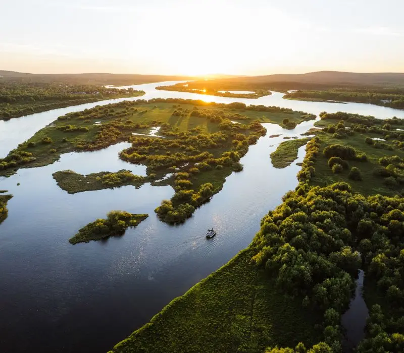 Rovaniemi, xứ sở của &ocirc;ng gi&agrave; Noel v&agrave; những điều kỳ th&uacute; 18